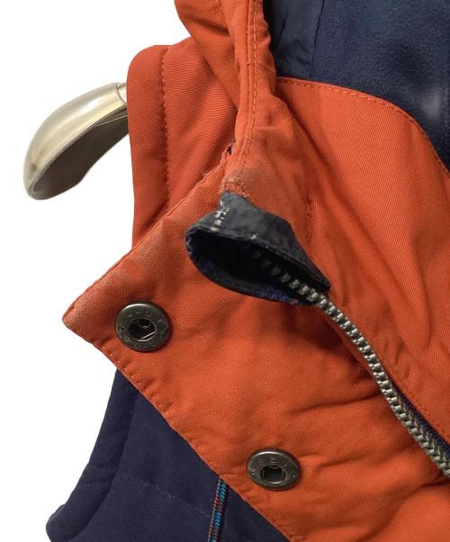 Patagonia（パタゴニア）Patagonia (パタゴニア) Bivy Hooded vest ネイビー×ブラウン サイズ:XSの古着・服飾アイテム