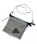 and wanderアンドワンダー）の古着「UL sacoche(サコッシュ）」｜グレー