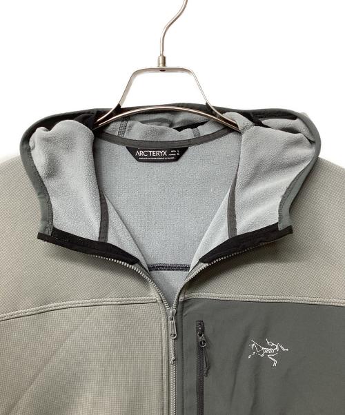 ARC'TERYX（アークテリクス）ARC'TERYX (アークテリクス) FORTREZ HOODY(トレッキングウェア/フリース) グレー サイズ:Lの古着・服飾アイテム