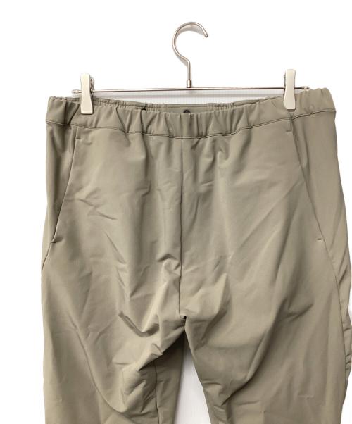 GOLDWIN（ゴールドウイン）GOLDWIN (ゴールドウイン) 0 Articulated Pants ベージュ サイズ:SIZE 4の古着・服飾アイテム