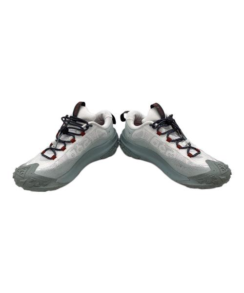 NIKE（ナイキ）NIKE (ナイキ) ACG マウンテン フライ 2 ロー ホワイト サイズ:26.5cmの古着・服飾アイテム