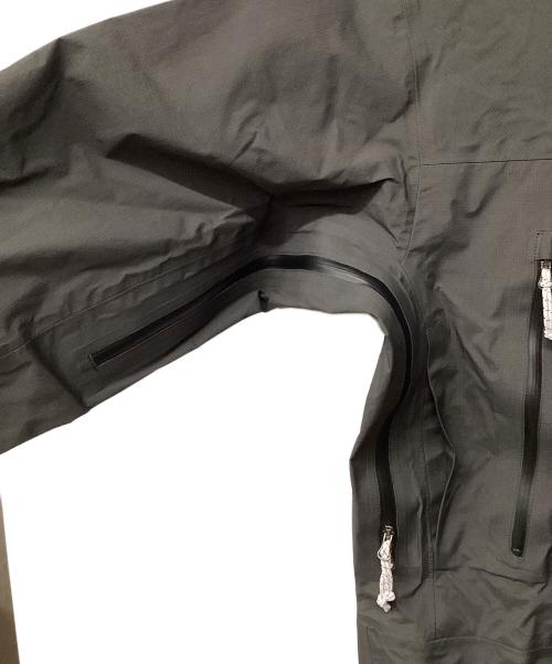 Columbia（コロンビア）Columbia (コロンビア) マウンテンズアーコーリングIVジャケット(トレッキングウェア/レインウェア) グレー サイズ:Lの古着・服飾アイテム