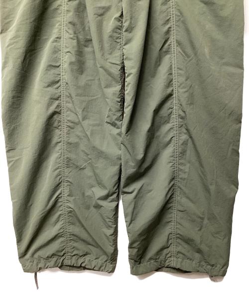 and wander（アンドワンダー）and wander (アンドワンダー) アウトドアウェア(パンツ) オリーブ サイズ:Lの古着・服飾アイテム