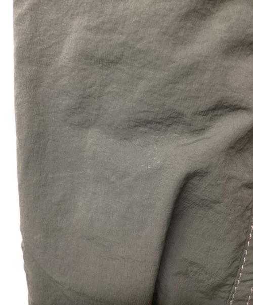 and wander（アンドワンダー）and wander (アンドワンダー) アウトドアウェア(パンツ) オリーブ サイズ:Lの古着・服飾アイテム