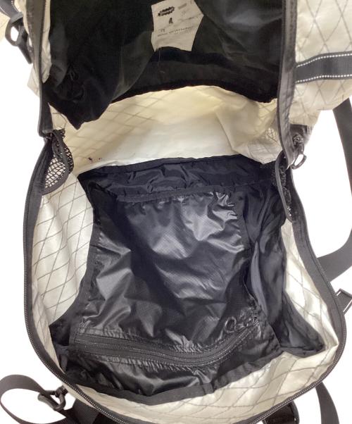 and wander（アンドワンダー）and wander (アンドワンダー) ECOPAK 30L 3way tote bag ホワイトの古着・服飾アイテム