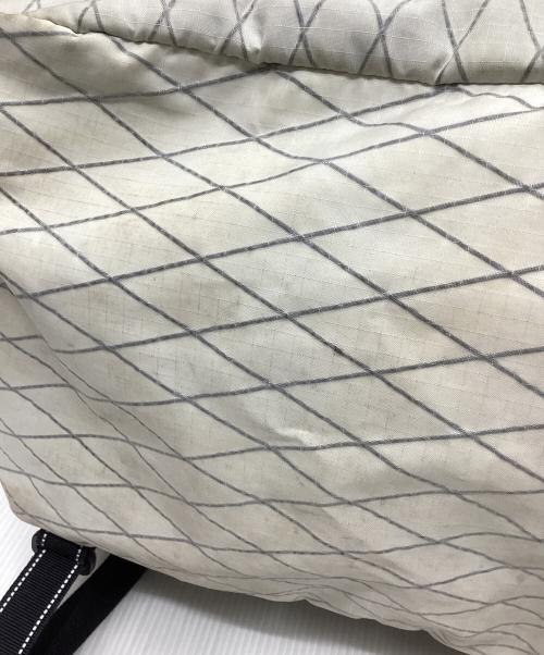 and wander（アンドワンダー）and wander (アンドワンダー) ECOPAK 30L 3way tote bag ホワイトの古着・服飾アイテム