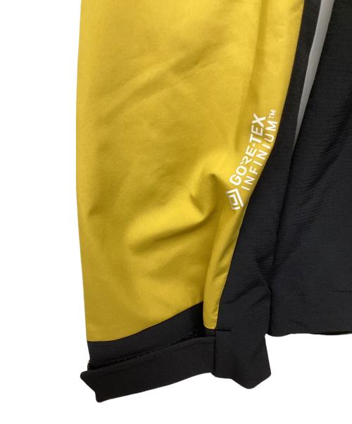 MILLET（ミレー）MILLET (ミレー) トリロジー V アイコン インフィニウム ジャケット(トレッキングウェア/ソフトシェル) ブラック×イエロー サイズ:Sの古着・服飾アイテム