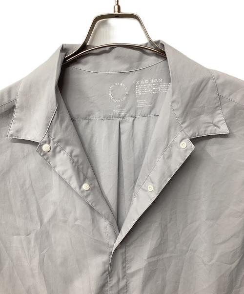 山と道（ヤマトミチ）山と道 (ヤマトミチ) トレッキングウェア(シャツ) グレー サイズ:L 未使用品の古着・服飾アイテム