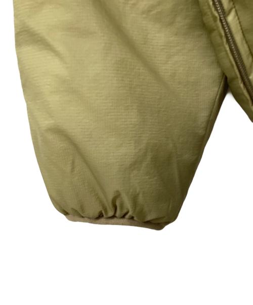 DAIWA（ダイワ）DAIWA (ダイワ) REVERSIBLE PULLOVER PUFF JACKET ベージュ サイズ:Lの古着・服飾アイテム