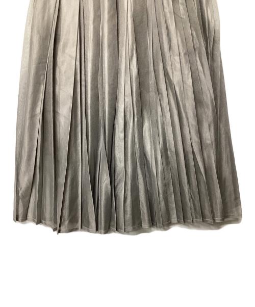 and wander（アンドワンダー）and wander (アンドワンダー) silver mesh skirt グレー サイズ:Sの古着・服飾アイテム