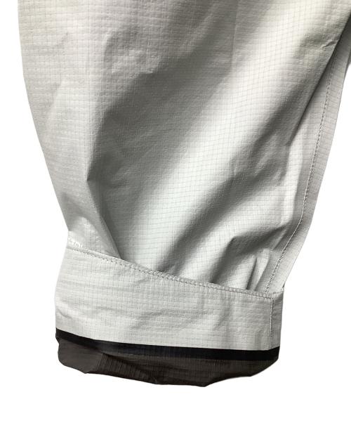 THE NORTH FACE（ザ ノース フェイス）THE NORTH FACE (ザ ノース フェイス) トレイルエンデュランスジャケット(トレッキングウェア/レインウェア) ホワイト サイズ:XLの古着・服飾アイテム