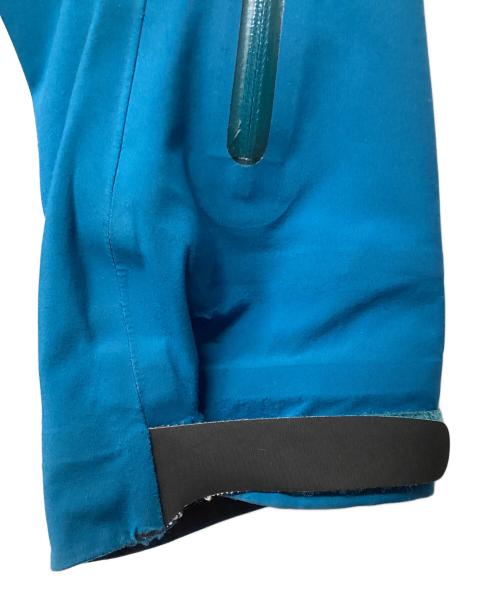 ARC'TERYX（アークテリクス）ARC'TERYX (アークテリクス) ハードシェルジャケット(トレッキングウェア) ブルー サイズ:XSの古着・服飾アイテム