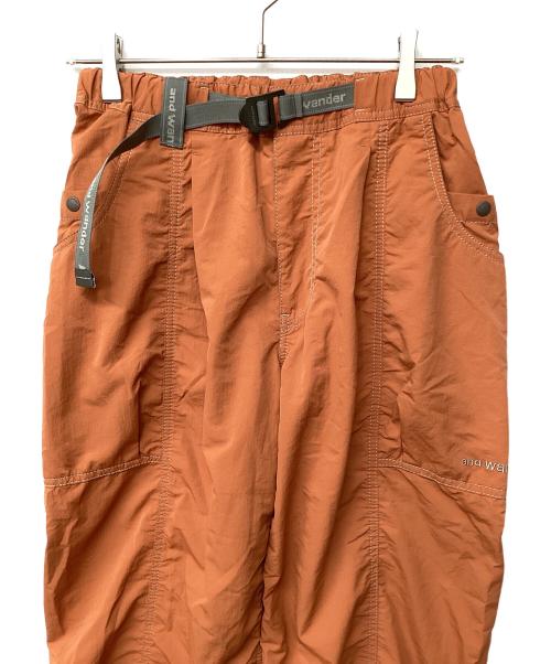 and wander（アンドワンダー）and wander (アンドワンダー) crinkled nylon pants オレンジ サイズ:Sの古着・服飾アイテム