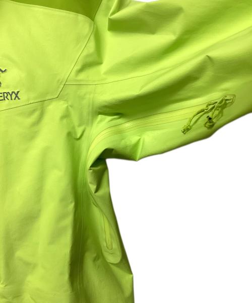 ARC'TERYX（アークテリクス）ARC'TERYX (アークテリクス) アルファARジャケット(トレッキングウェア/レインウェア) 黄緑 サイズ:Sの古着・服飾アイテム