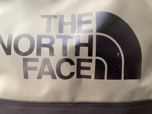 THE NORTH FACE（ザ ノース フェイス）THE NORTH FACE (ザ ノース フェイス) BCダッフルバッグ S オリーブ サイズ:44Lの古着・服飾アイテム