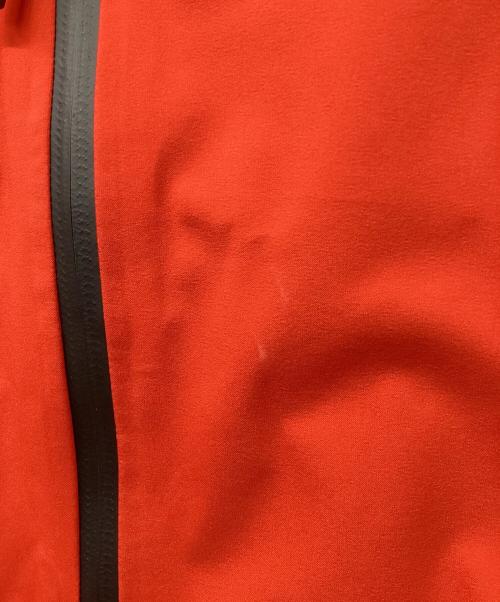 MILLET（ミレー）MILLET (ミレー) ティフォン 50000 ウォーム ストレッチ ジャケット(トレッキングウェア/レインウェア) レッド サイズ:M 未使用品の古着・服飾アイテム