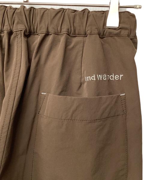 and wander（アンドワンダー）and wander (アンドワンダー) ライトダブルクロスパンツ(トレッキングボトム) ブラウン サイズ:Sの古着・服飾アイテム