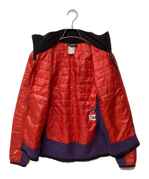 Patagonia（パタゴニア）Patagonia (パタゴニア) ナノパフハイブリッドジャケット(トレッキングウェア) レッド×パープル サイズ:Sの古着・服飾アイテム