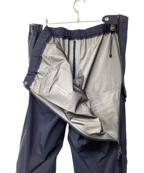 ARC'TERYX（アークテリクス）ARC'TERYX (アークテリクス) BETA LT PANT(トレッキングボトム) ネイビー サイズ:Mの古着・服飾アイテム