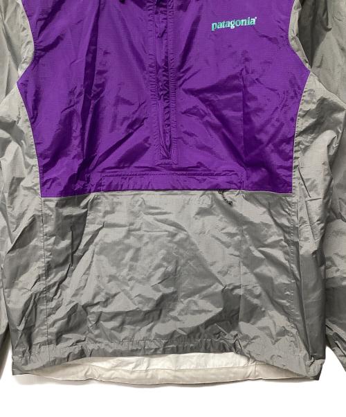 Patagonia（パタゴニア）Patagonia (パタゴニア) トレントシェルプルオーバー(トレッキングウェア/レインウェア) グレー×パープル サイズ:S 未使用品の古着・服飾アイテム