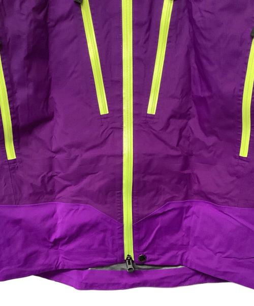 HAGLOFS（ホグロフス）HAGLOFS (ホグロフス) SPINX Q ジャケット(トレッキングウェア/レインウェア) パープル サイズ:Mの古着・服飾アイテム