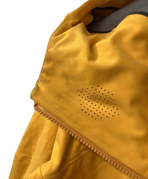 THE NORTH FACE（ザ ノース フェイス）THE NORTH FACE (ザ ノース フェイス) アイアンマスクジャケット(トレッキングウェア/レインウェア) イエロー サイズ:Mの古着・服飾アイテム