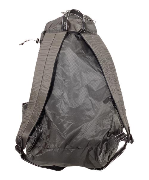 and wander（アンドワンダー）and wander (アンドワンダー) sil daypack チャコールグレーの古着・服飾アイテム