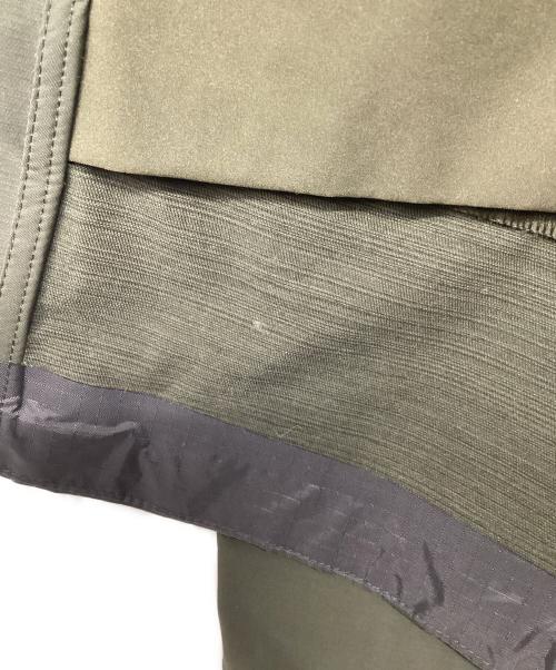 ARC'TERYX（アークテリクス）ARC'TERYX (アークテリクス) トレッキングウェア(ジャケット) オリーブ サイズ:Mの古着・服飾アイテム