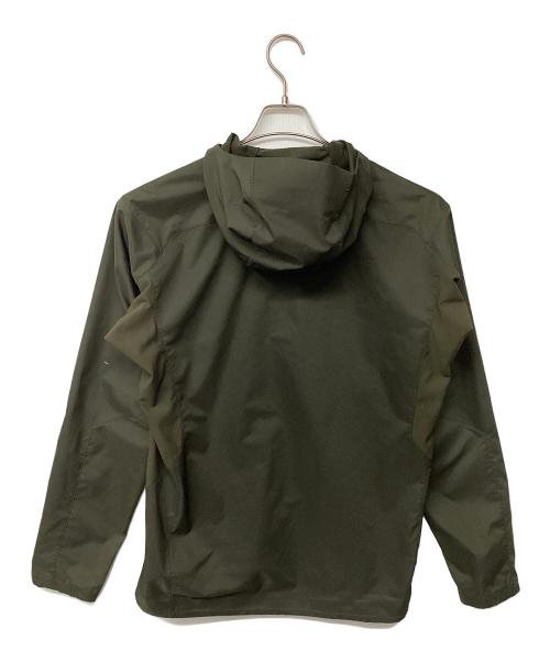ARC'TERYX（アークテリクス）ARC'TERYX (アークテリクス) トレッキングウェア(ジャケット) オリーブ サイズ:Mの古着・服飾アイテム
