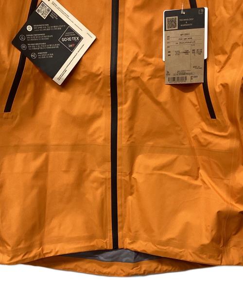 THE NORTH FACE（ザ ノース フェイス）THE NORTH FACE (ザ ノース フェイス) クライムライトジャケット(トレッキングウェア/レインウェア) オレンジ×ブラック サイズ:L 未使用品の古着・服飾アイテム