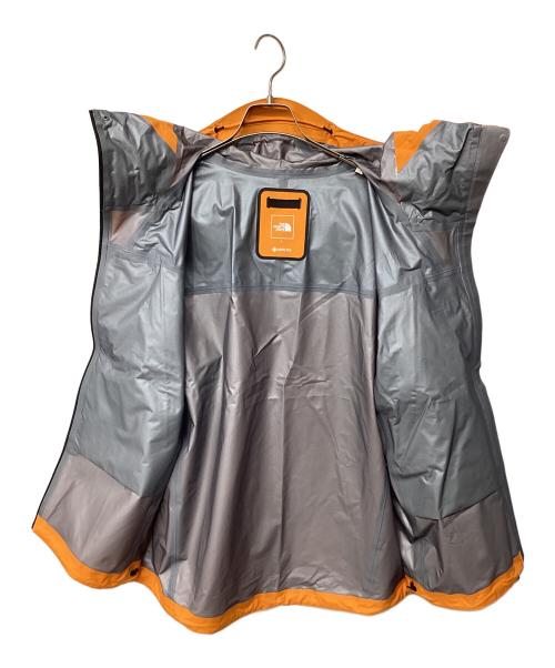 THE NORTH FACE（ザ ノース フェイス）THE NORTH FACE (ザ ノース フェイス) クライムライトジャケット(トレッキングウェア/レインウェア) オレンジ×ブラック サイズ:L 未使用品の古着・服飾アイテム