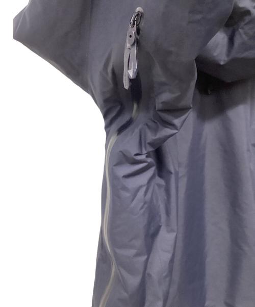 ARC'TERYX（アークテリクス）ARC'TERYX (アークテリクス) ベータインサレーテッドジャケット(トレッキングウェア) ネイビー サイズ:Sの古着・服飾アイテム