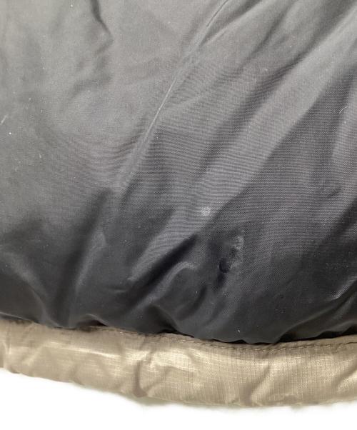 THE NORTH FACE（ザ ノース フェイス）THE NORTH FACE (ザ ノース フェイス) ヌプシベスト グレー×ライトベージュ サイズ:Mの古着・服飾アイテム