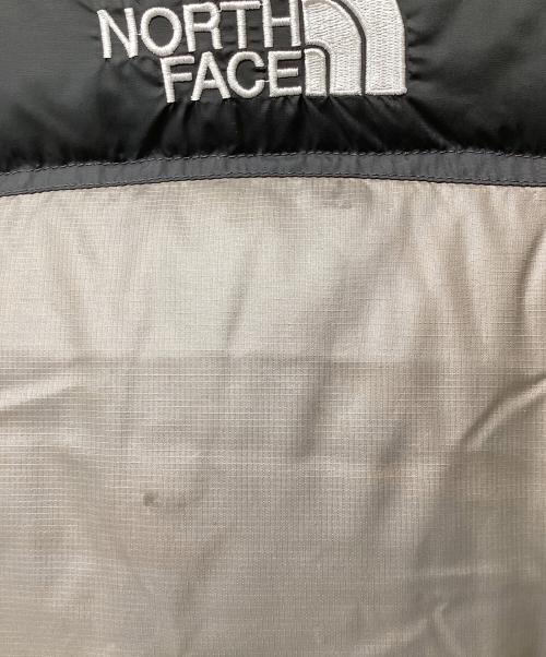 THE NORTH FACE（ザ ノース フェイス）THE NORTH FACE (ザ ノース フェイス) ヌプシベスト グレー×ライトベージュ サイズ:Mの古着・服飾アイテム