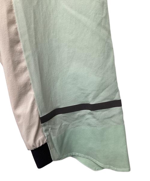 on（オン）on (オン) WEATHER JACKET(トレッキングウェア) スカイブルー サイズ:Mの古着・服飾アイテム
