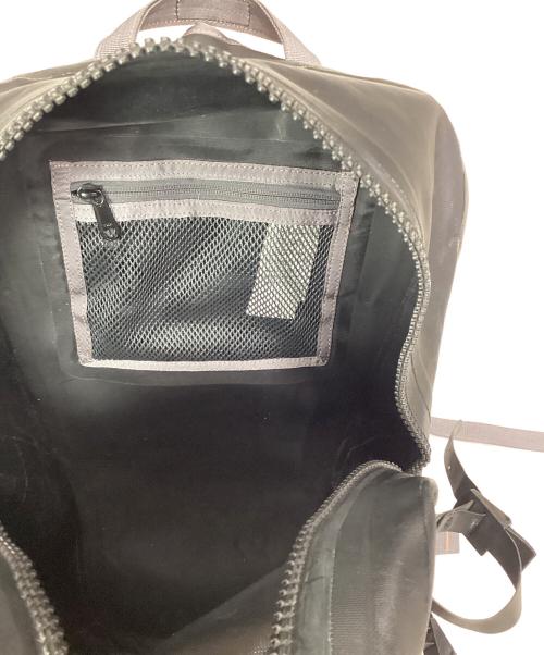 Patagonia（パタゴニア）Patagonia (パタゴニア) ストームサージ パック ブラックの古着・服飾アイテム