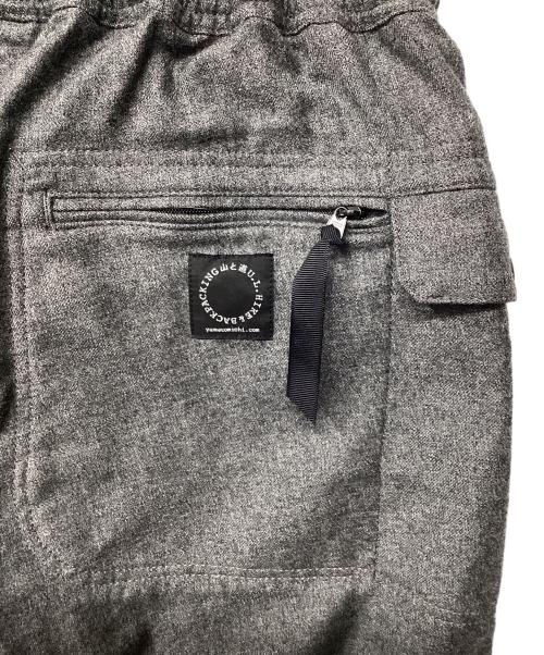 山と道（ヤマトミチ）山と道 (ヤマトミチ) Merino 5-Pocket Pants(トレッキングボトム) グレー サイズ:Mの古着・服飾アイテム