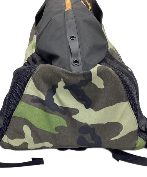 ARC'TERYX（アークテリクス）ARC'TERYX (アークテリクス) ARRO 22 ブラック×オレンジの古着・服飾アイテム