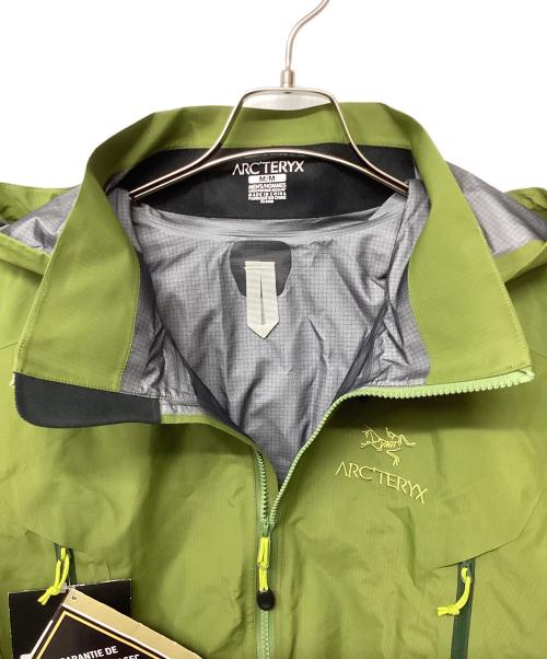 ARC'TERYX（アークテリクス）ARC'TERYX (アークテリクス) BETA AR ジャケット（トレッキングウェア/レインウェア) 黄緑 サイズ:Mの古着・服飾アイテム