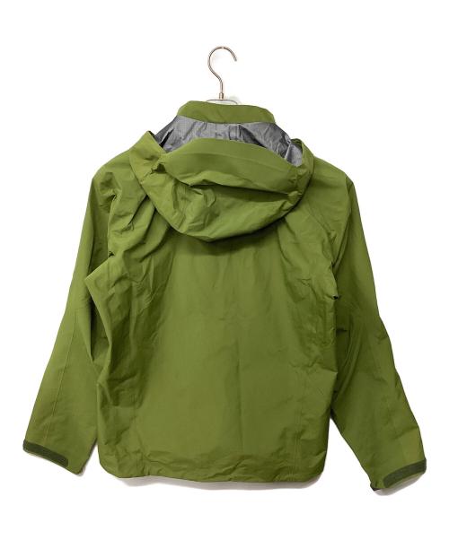 ARC'TERYX（アークテリクス）ARC'TERYX (アークテリクス) BETA AR ジャケット（トレッキングウェア/レインウェア) 黄緑 サイズ:Mの古着・服飾アイテム