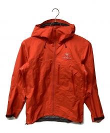 ARC'TERYX（アークテリクス）の古着「ベータSVジャケット（トレッキングウェア)」｜レッド