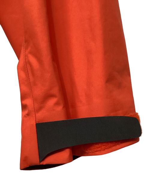 ARC'TERYX（アークテリクス）ARC'TERYX (アークテリクス) ベータSVジャケット（トレッキングウェア) レッド サイズ:Mの古着・服飾アイテム