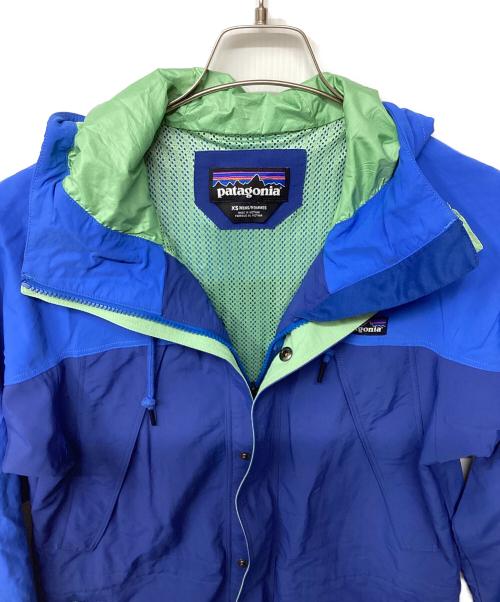 Patagonia（パタゴニア）Patagonia (パタゴニア) リサイクルナイロンパーカー ブルー×ライトグリーン サイズ:XSの古着・服飾アイテム