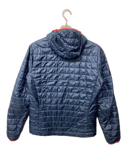 Patagonia（パタゴニア）Patagonia (パタゴニア) ナノ・パフ・ビビー・プルオーバー（トレッキングウェア) ネイビー×レッド サイズ:Sの古着・服飾アイテム