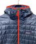 Patagonia (パタゴニア) ナノ・パフ・ビビー・プルオーバー（トレッキングウェア) ネイビー×レッド サイズ:S：16000円