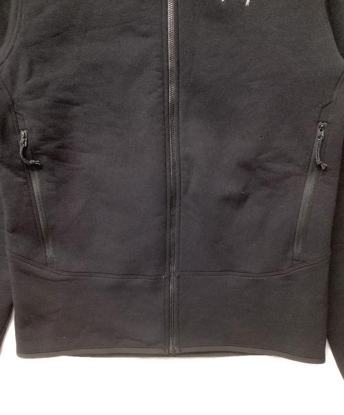 ARC'TERYX（アークテリクス）ARC'TERYX (アークテリクス) カイヤナイトフーディ（トレッキングウェア) ブラック サイズ:Mの古着・服飾アイテム
