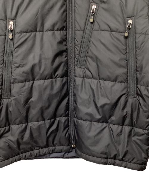 Patagonia（パタゴニア）Patagonia (パタゴニア) パフジャケット ブラック×ネイビー サイズ:Lの古着・服飾アイテム