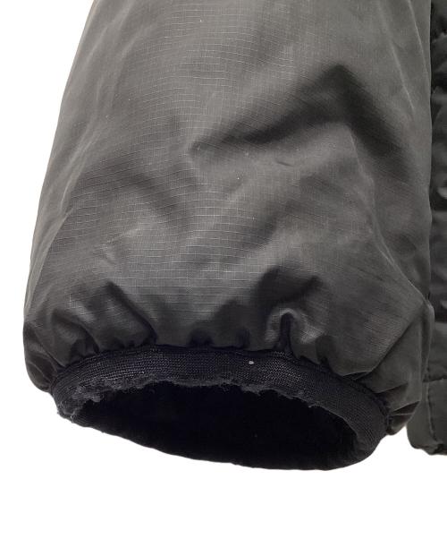 Patagonia（パタゴニア）Patagonia (パタゴニア) パフジャケット ブラック×ネイビー サイズ:Lの古着・服飾アイテム