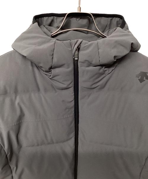 DESCENTE（デサント）DESCENTE (デサント) アウトドアウェア(ジャケット) グレー サイズ:Oの古着・服飾アイテム