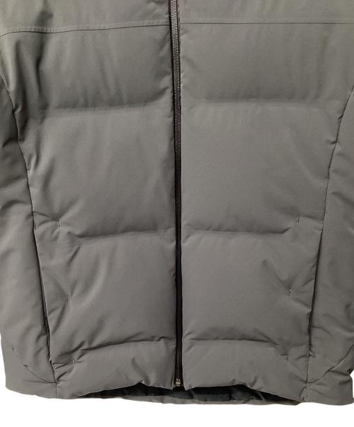 DESCENTE（デサント）DESCENTE (デサント) アウトドアウェア(ジャケット) グレー サイズ:Oの古着・服飾アイテム